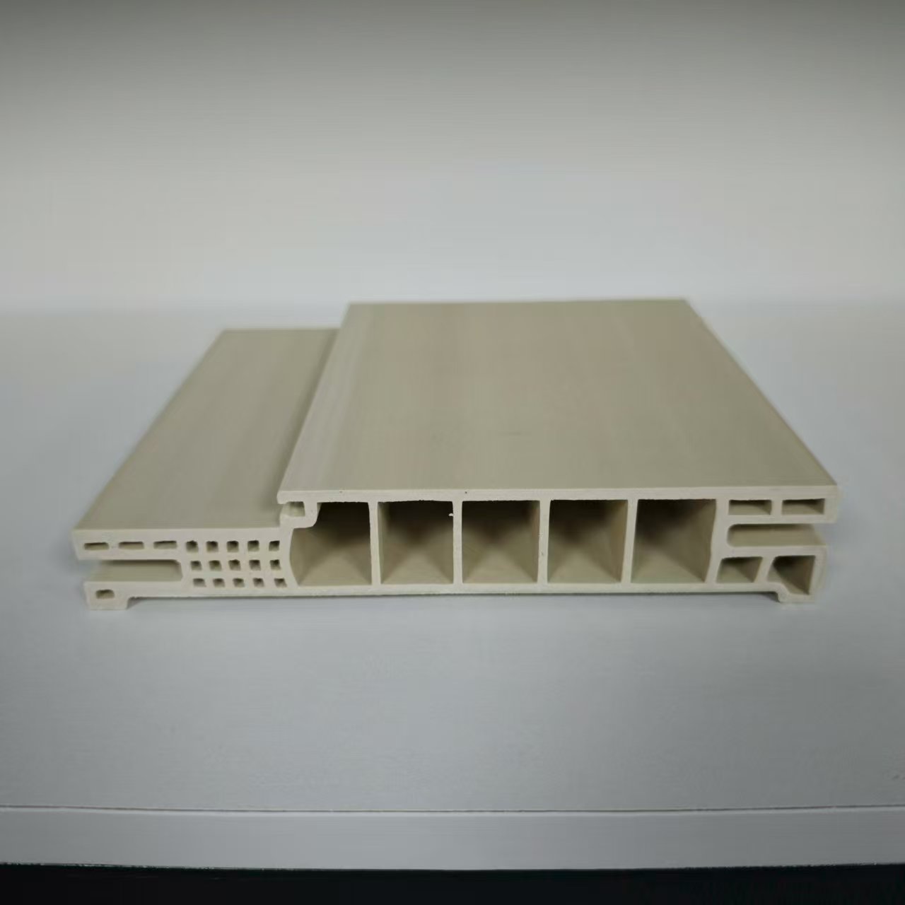 Ościeżnica drzwi WPC typu A 100/140/180/220 mm do panelu 40 mm/45 mm